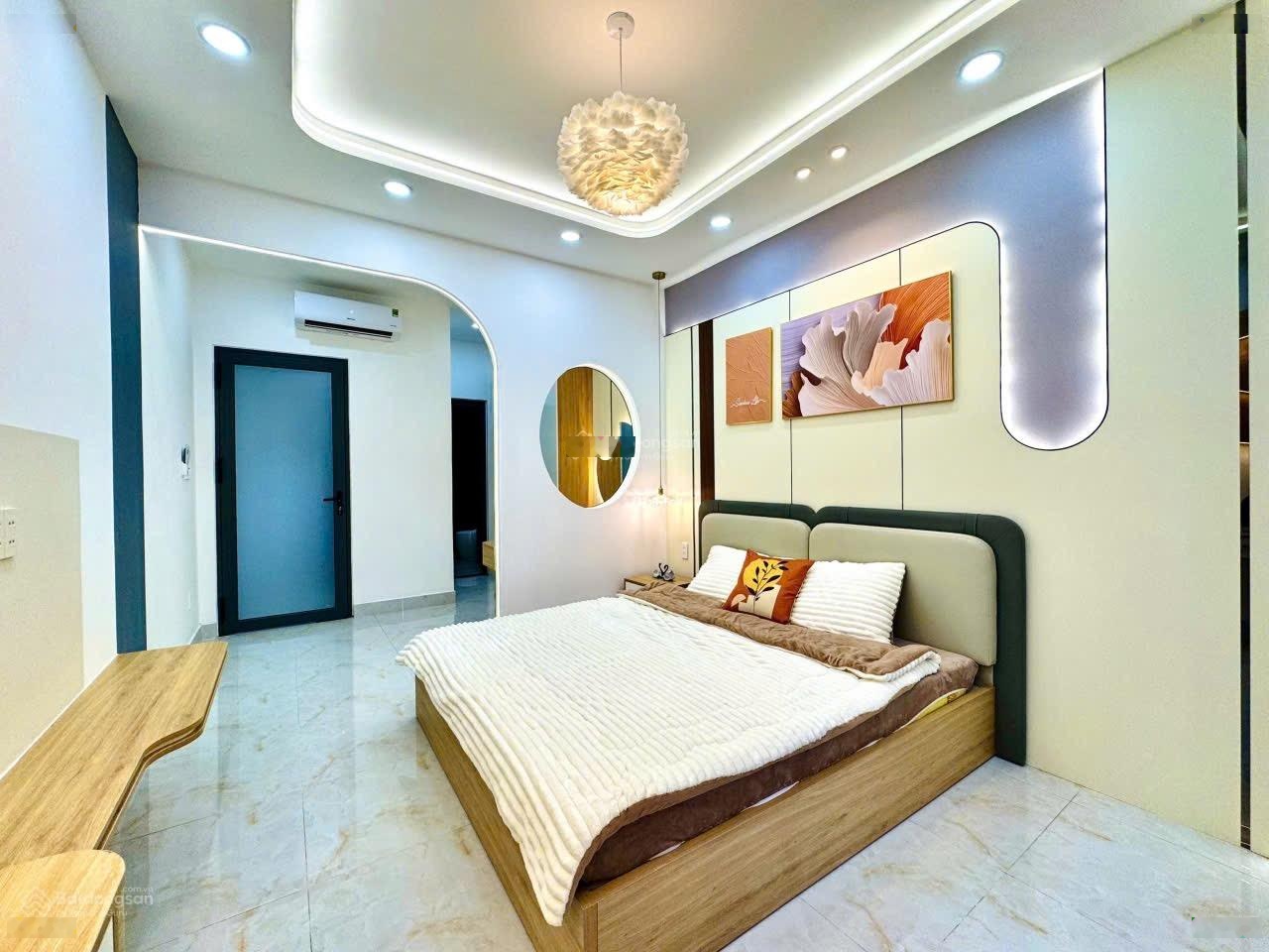 Nhà mặt tiền đường thông Phạm Văn Đồng P1 GV - xe hơi tránh nhau - 58m2 - 5tầng - chỉ 8,55tỷ TL