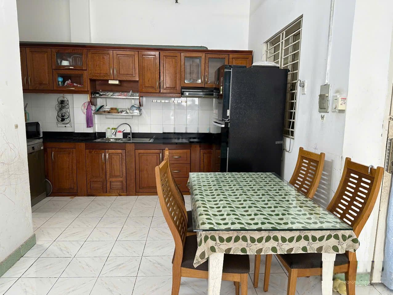 Cần cho thuê gấp Chung cư Phú lợi khu D thang bô .LH 0909626133