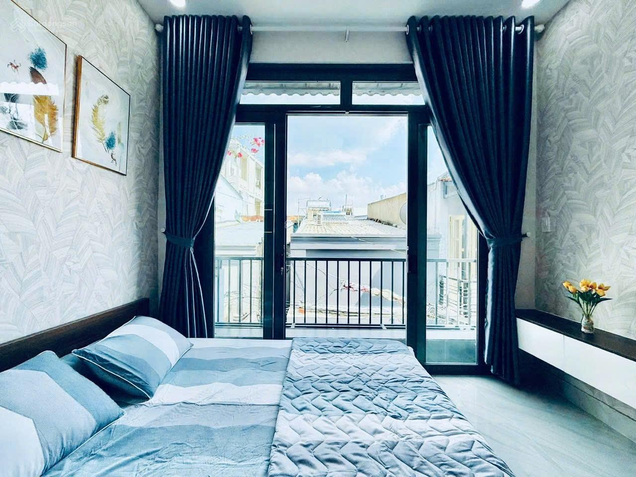 Bán nhà phố trung tâm Phường 11, quận Gò Vấp hỗ trợ vay ngân hàng