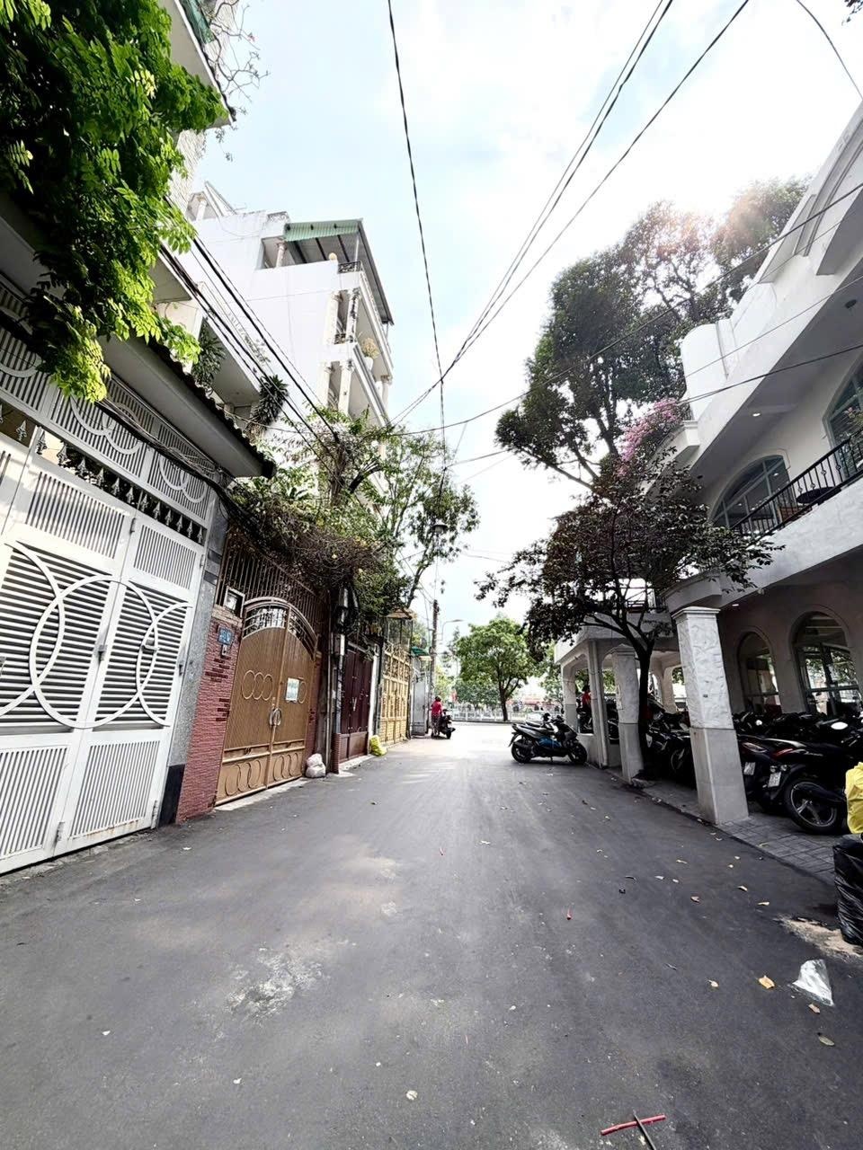 Nhà hxh lê văn sỹ diện tích lớn giá tốt khu vực