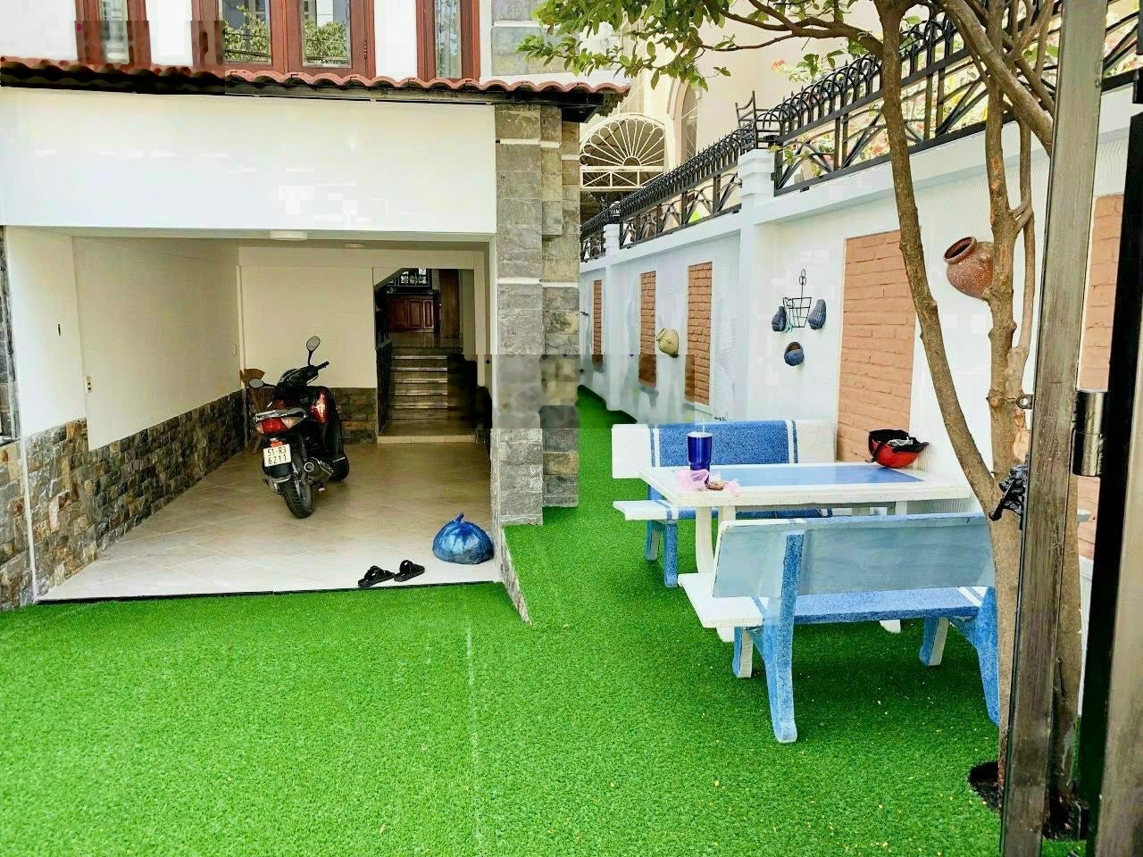 Hiếm HXH Yên Thế P2 Tân Bình DT 13m x 14m - trệt 2 lầu cũ tiện xây CHDV - villa giá rẻ ở khu vực