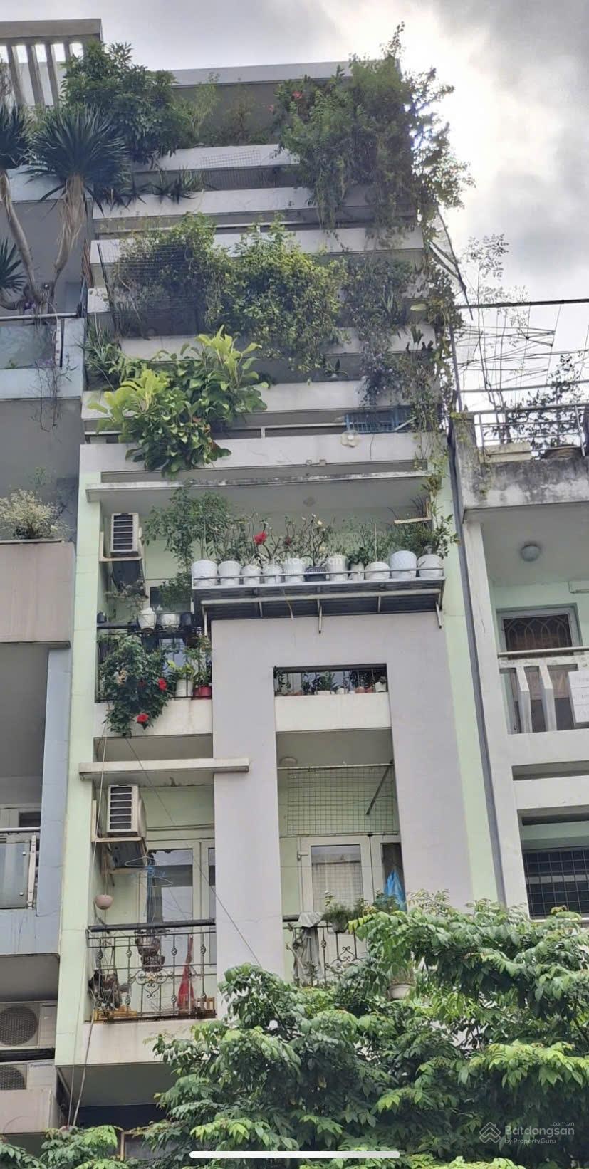 Chính chủ cần bán 2 mặt tiền Đào Duy Từ - P7 - Q10 (4x17,5m) CN 73.8m2 - 6 tầng. Chỉ 29 tỷ TL