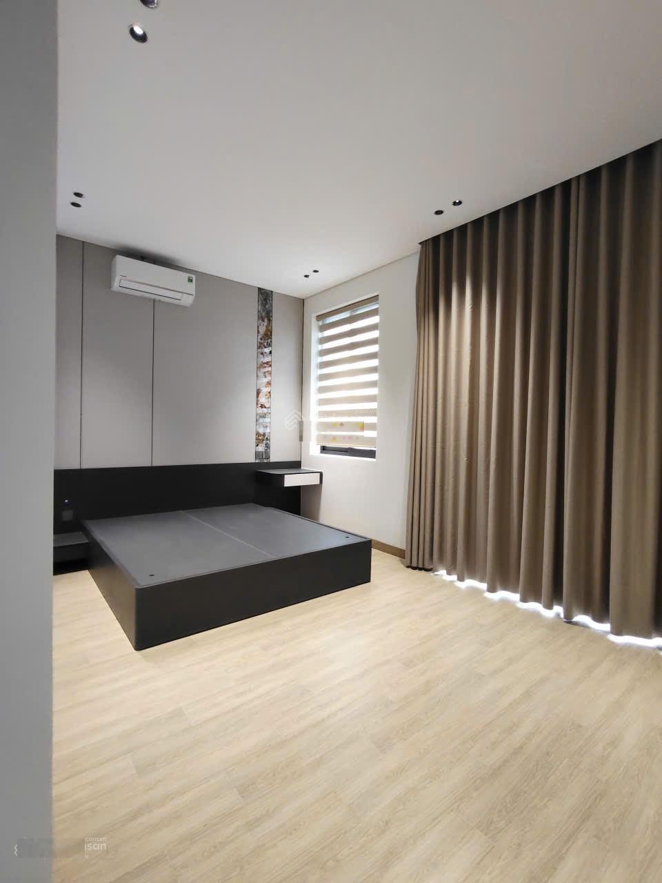 Siêu phẩm - nhà 3 tầng - mặt tiền đường 7m5 Thanh Long - Hải Châu