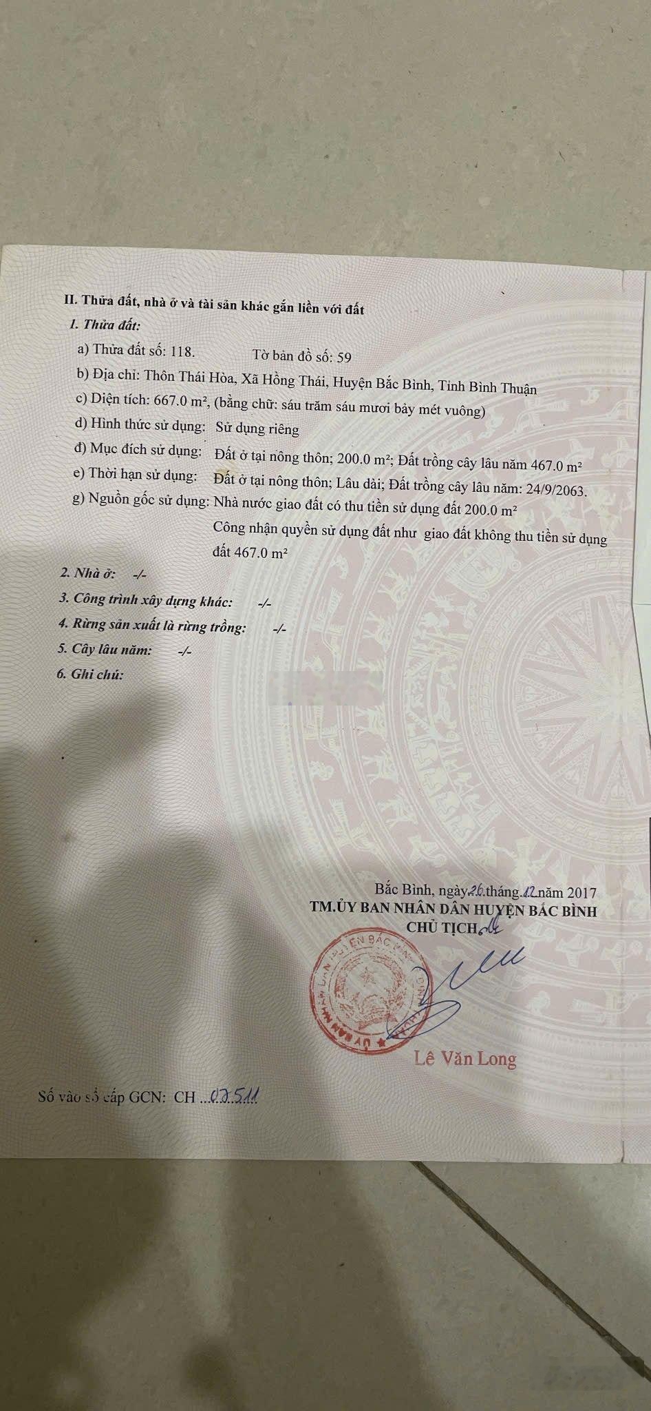 Bán đất 667m2 đất, có 200m2 thổ cư, đường oto