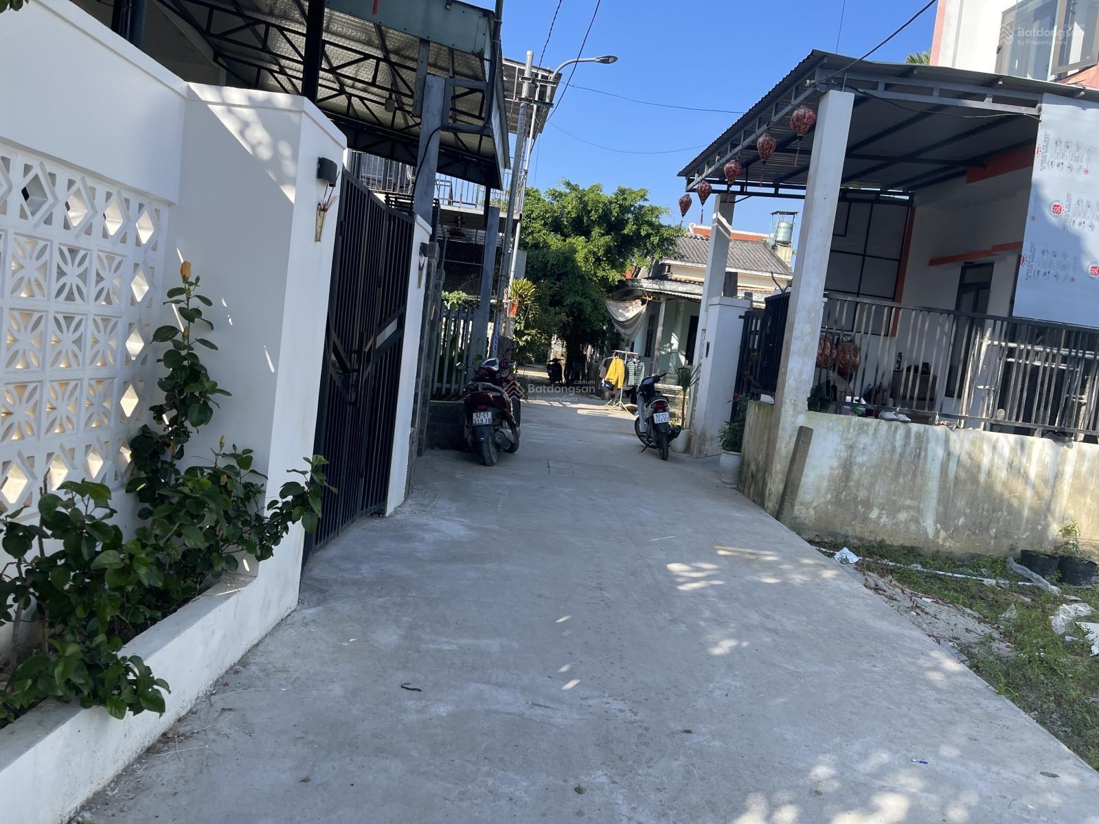 Căn nhà 2 tầng siêu xinh, mới xây, gần phố cổ Hội An. Giá hợp lý cho người đầu tư