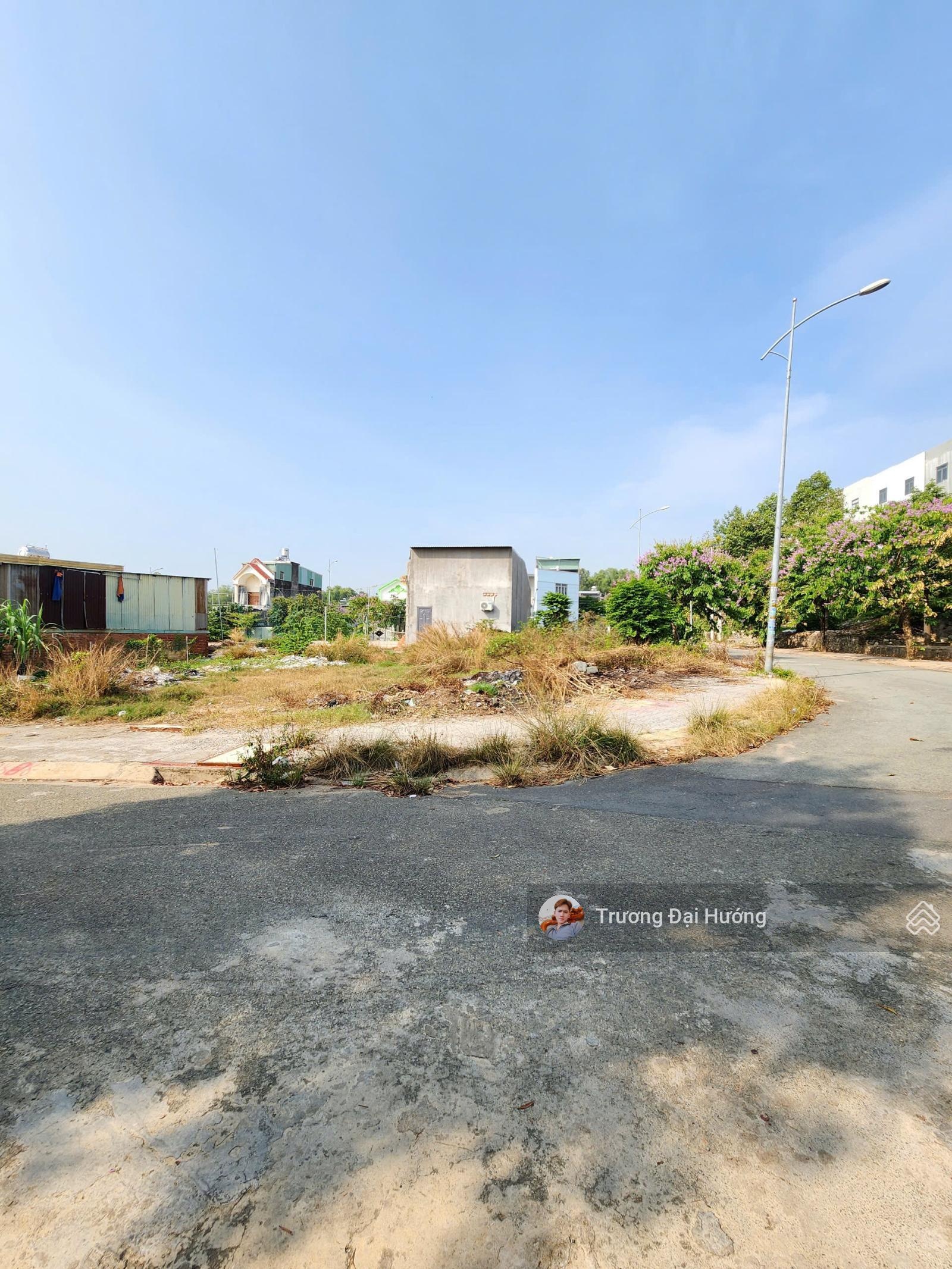 Bán đất 2 mặt tiền P. Tân Bình, TP. Dĩ An - 3,5 tỷ TL (8860)