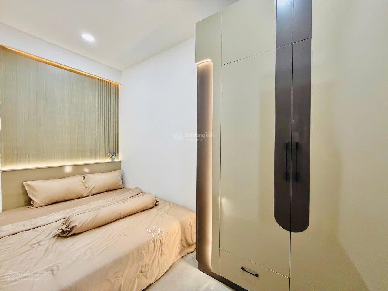 Nhà đẹp nguyễn thị thập quận 7 ngang 4m dài 13m giá chỉ hơn 4,8 tỷ