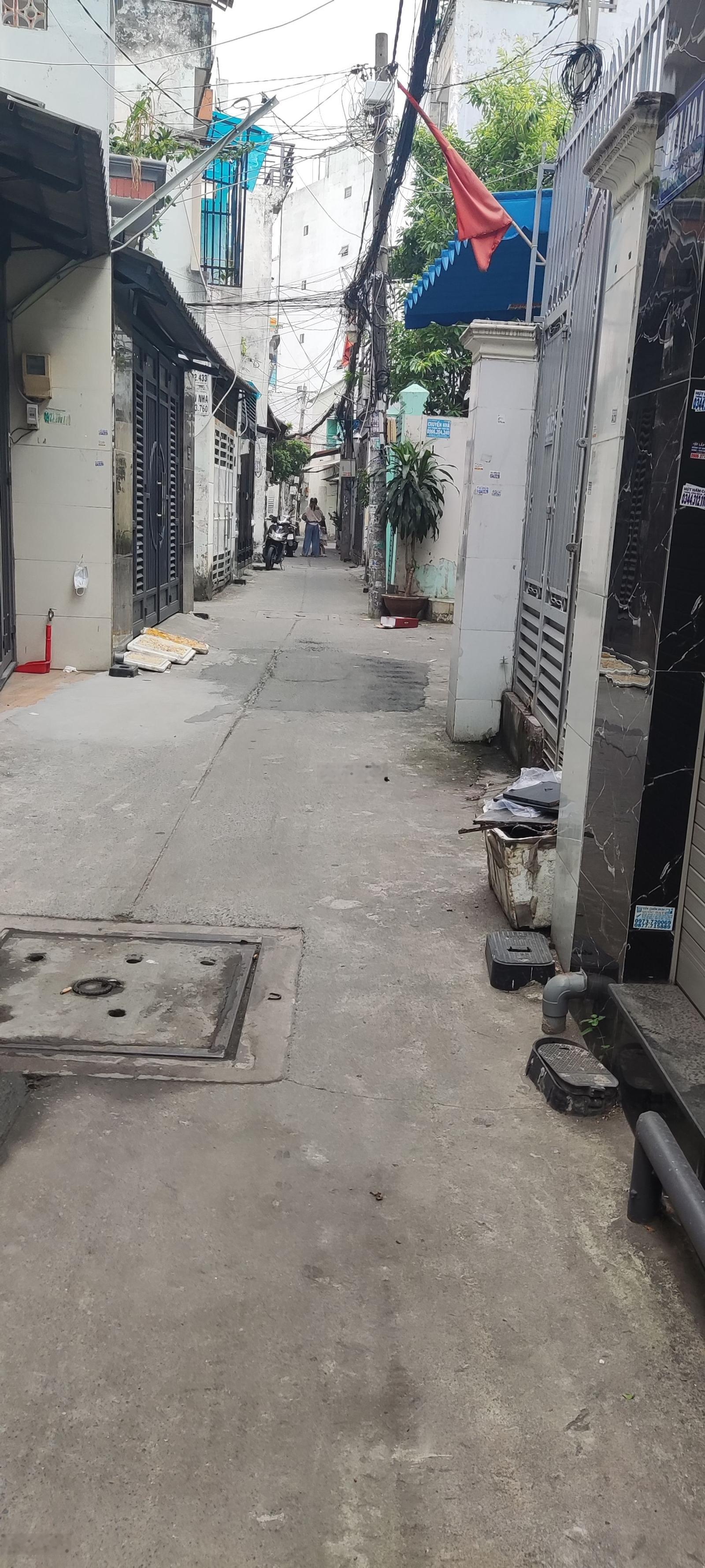 Nhà 2 tầng - đường Phạm Văn Bạch - P15, TB - 4,2*14m