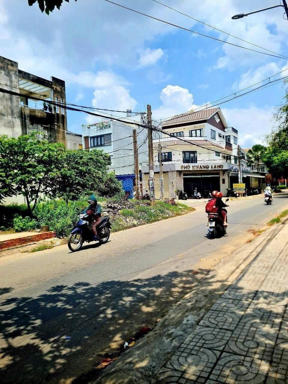 Bán đất mặt tiền sầm uất kinh doanh mọi ngành nghề