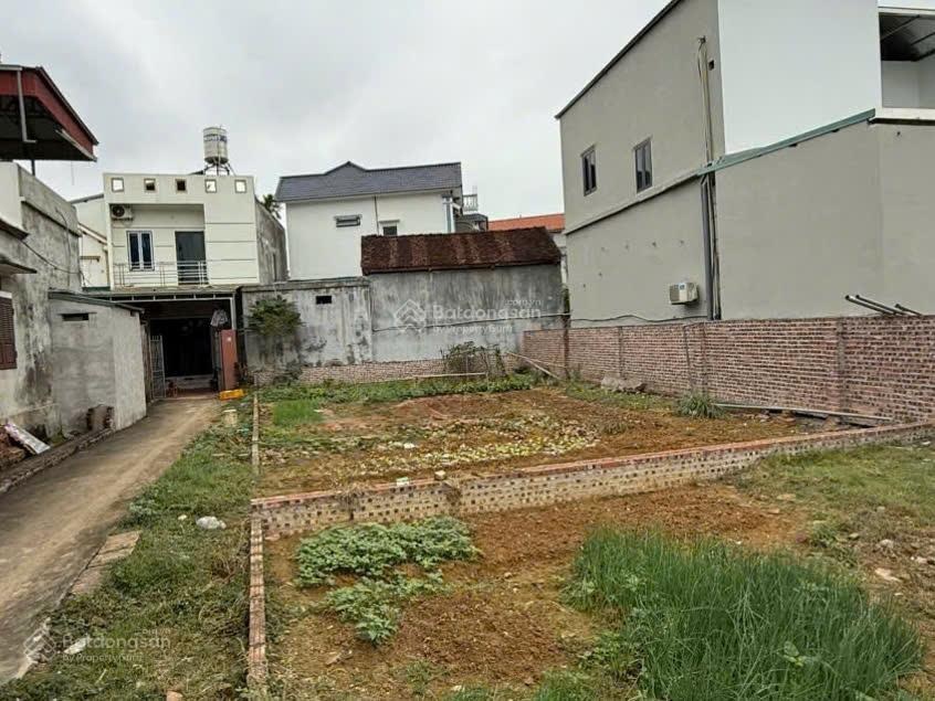 Đất rẻ nhất Hạ Bằng lô đất 140,6m2 chỉ 35 triệu/m2. Ngay sát vách CNC, ĐH FPT, Metro 5