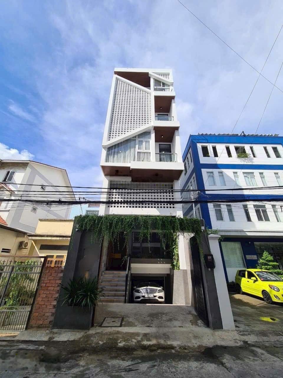 Bán tòa building 86 Nguyễn Văn Đậu, Bình Thạnh - 5m x 26m. Hầm 9 tầng - HDT: 180 triệu giá 33,9 tỷ
