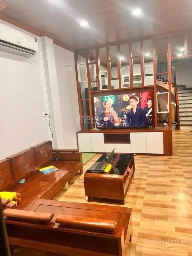 Bán nhà 50m2 mặt tiền 4m thuộc Đại Từ Hoàng Mai, vị trí tốt, giá chỉ 3 tỷ mua bán vi bằng