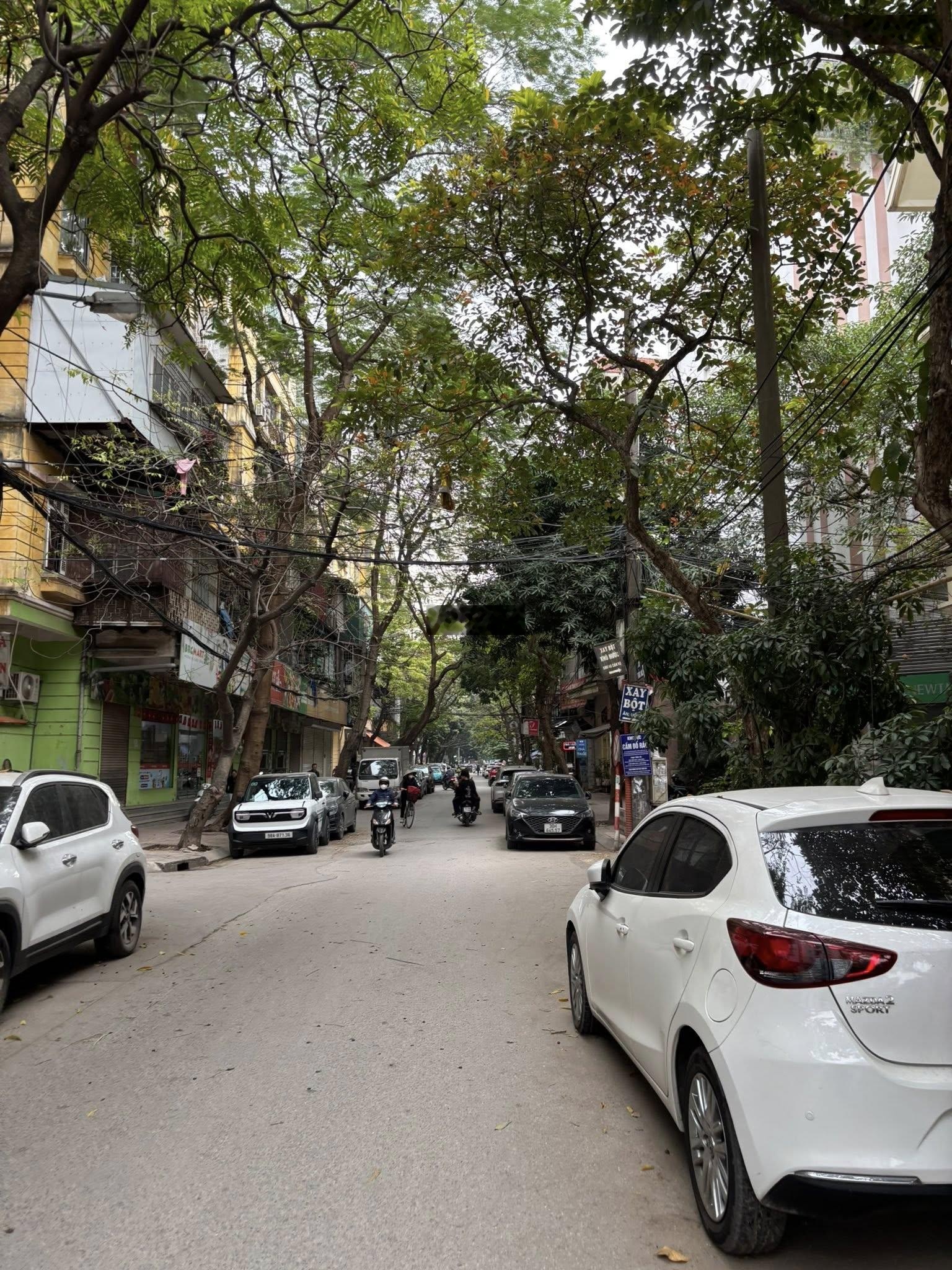 Gấp gấp - bưởi/vĩnh phúc - bán đất tặng nhà - 50m2 sổ phân lô - oto đỗ 2 đầu - giá thương lượng