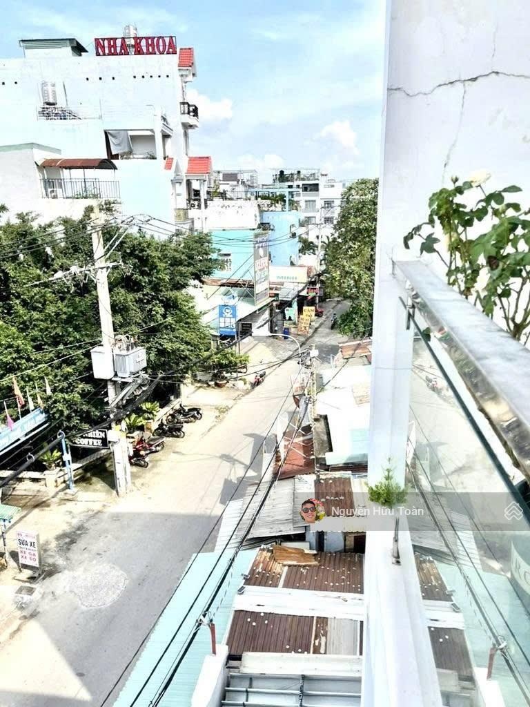 11T - Mặt tiền gần sân Bay Tân Sơn Nhất - Đường Nguyễn Tư Giản kinh doanh đa ngành nghề