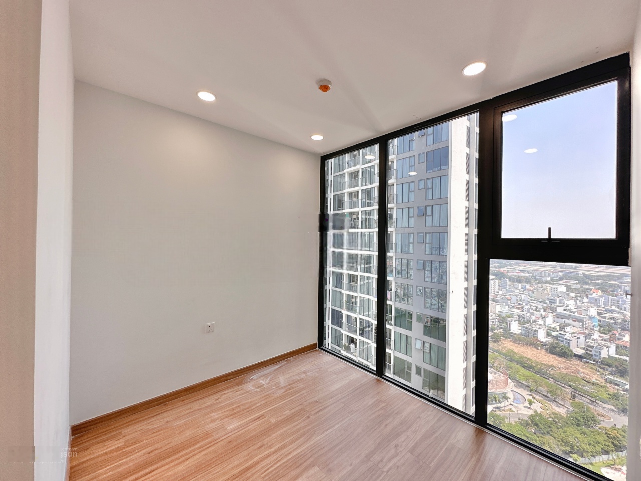 [eco green] bán gấp căn hộ_ 2pn 1wc ntcb- giá hấp dẫn 5 t.ỷ 2, nhà view cực thoáng, layout siêu hot