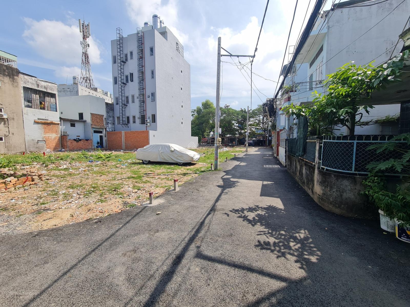 Chủ bán gấp lô đất hẻm xe hơi đường 475, phước long b, 65m giá 4.8ty