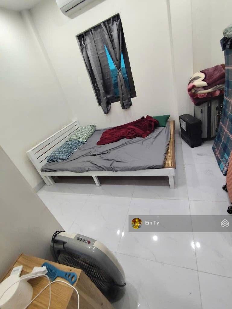 Bán nhà Phú Lương_5 tầng full nội thất xịn xò_Ô tô dừng đỗ ngày đêm_Có sân rộng_46 m2_4 tỷ 6