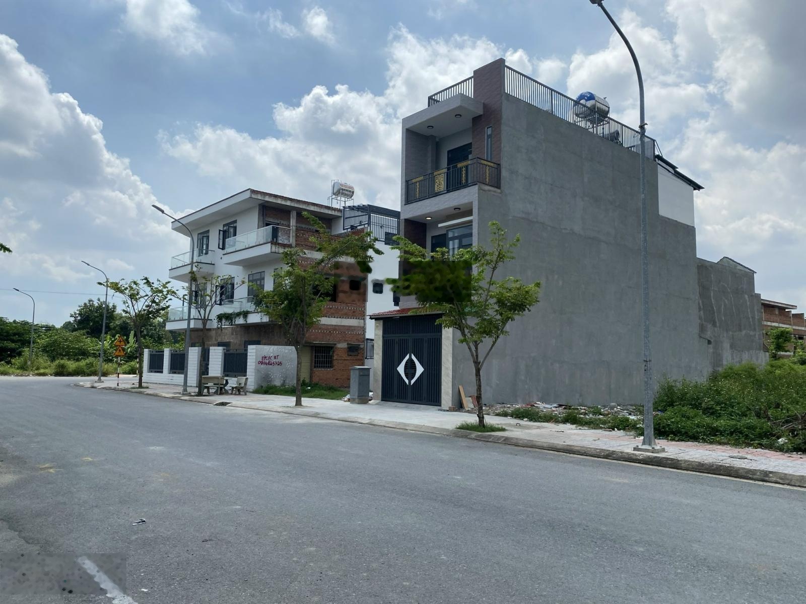 Bán Đất Nền Tái Đinh Cư Sổ Hồng Riêng Giá 4,1 tỷ, Đường Nhựa 20m, Xây Dựng Tự Do