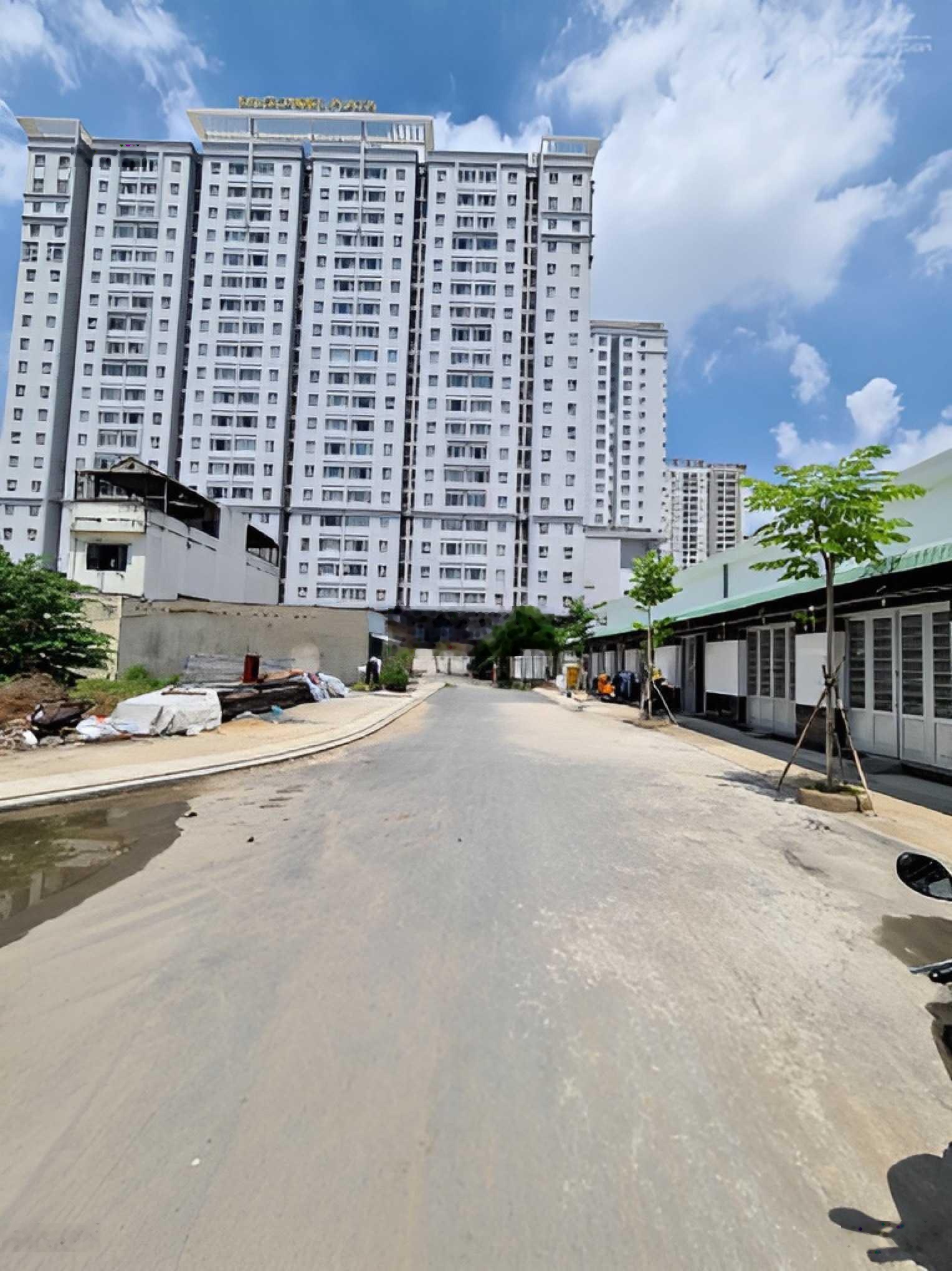 Mở bán 15 lô đất, Đ Nguyễn Xí, P26, Bình Thạnh, gần trường THPT, 60m2, 2tỷ690tr, sổ hồng riêng