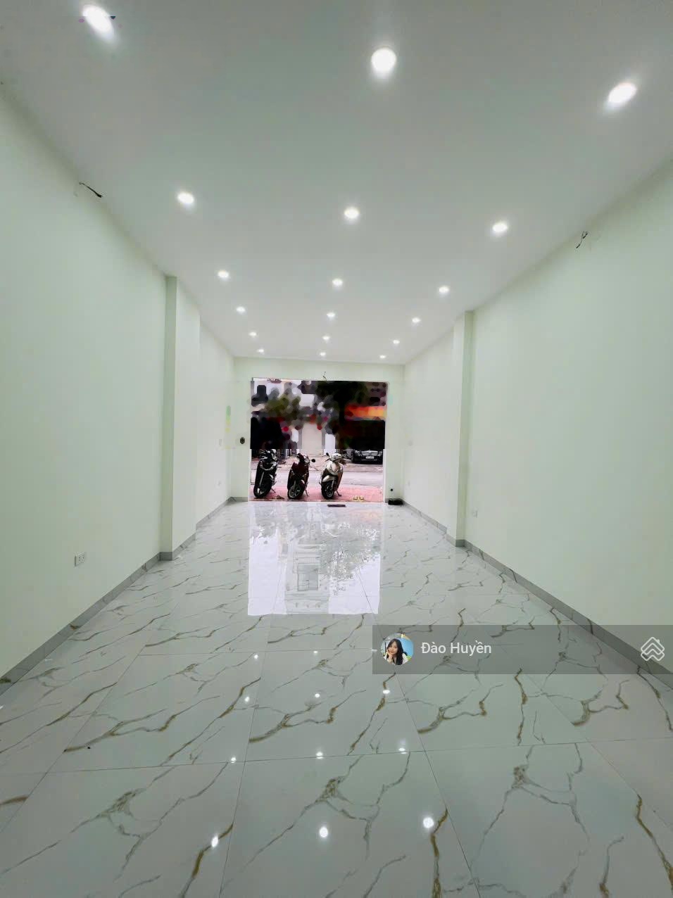 Bán nhà 5 tầng thang máy ngay mặt phố Vũ Trọng Khánh Mỗ Lao oto đỗ cửa kinh doanh giá hơn 14tỷ