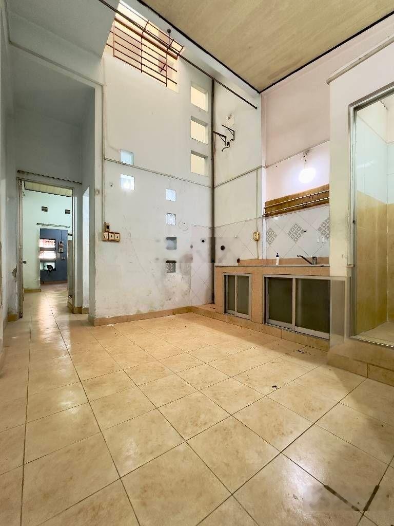 Duy nhất một căn mặt tiền quận 1 chỉ 12 tỷ - 45m2, ngay công viên Lê Văn Tám