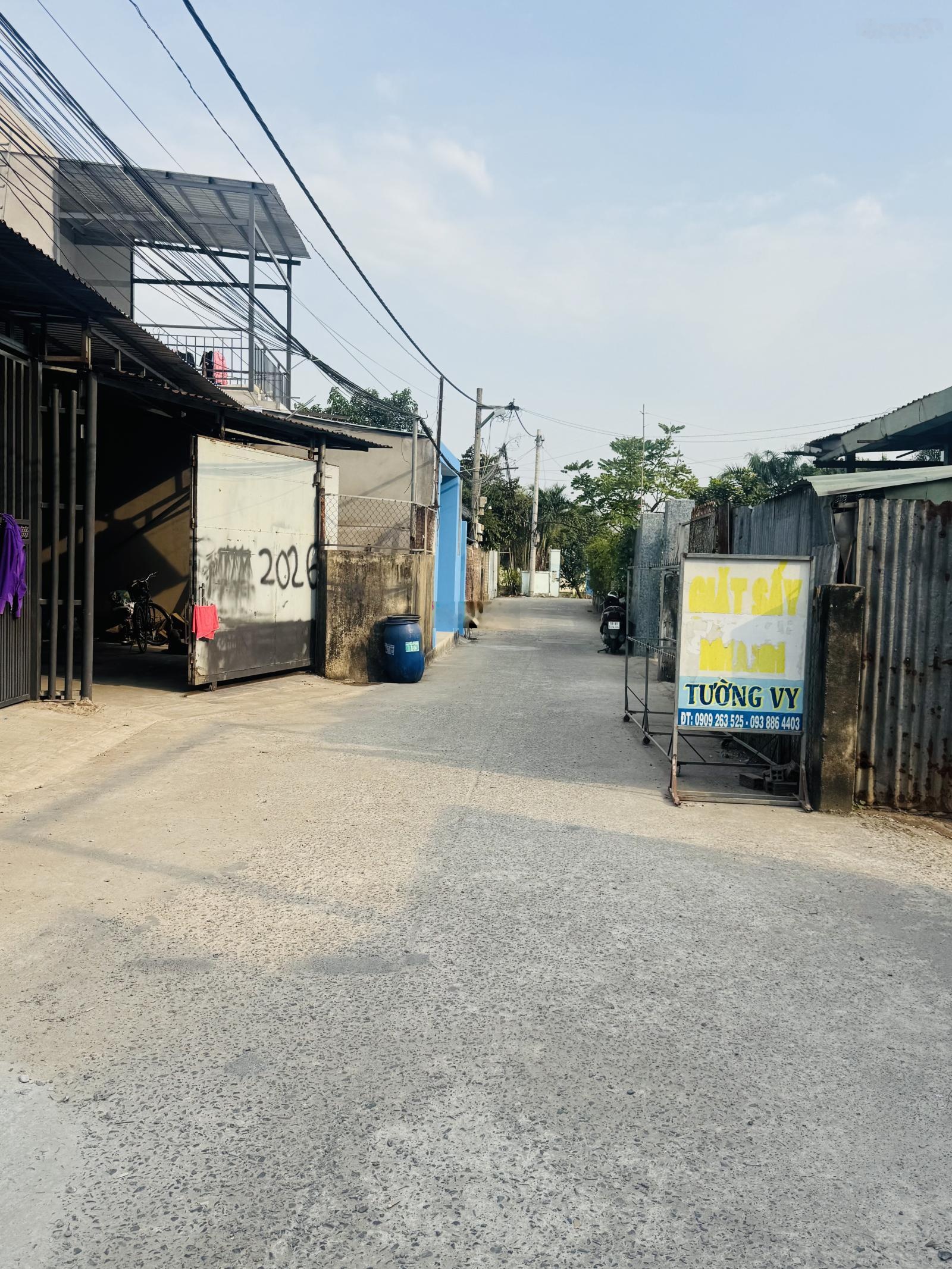 Chính chủ gửi bán nhanh lô đất hẻm xe oto phường Bình Trưng Đông, Q2 cũ