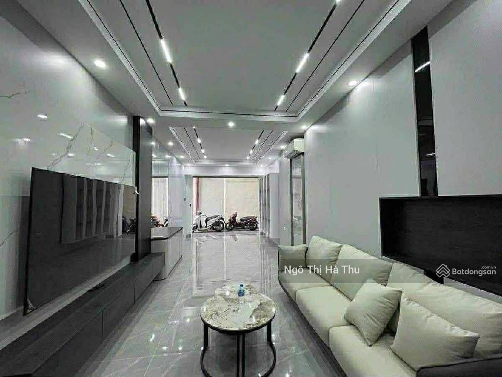 Căn duy nhất ở hoàng như tiếp, nhỉnh 14 tỷ có nhà thang máy - full nội thất -mới kính kong