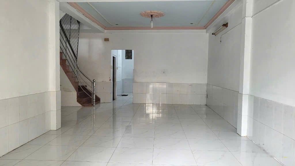 Nhà 3 tầng, 115m2, nở hậu, hẻm 4m 1 trục thông Quang Trung - Thống Nhất, Gò Vấp