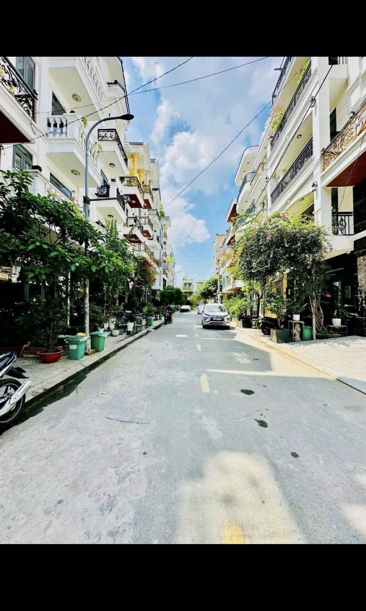 Chủ định cư, gấp bán nhà 5 tầng, Quận 12, Nguyễn Văn Quá, gần kênh Tham Lương, 4.4x12m, chỉ 6 tỷ.