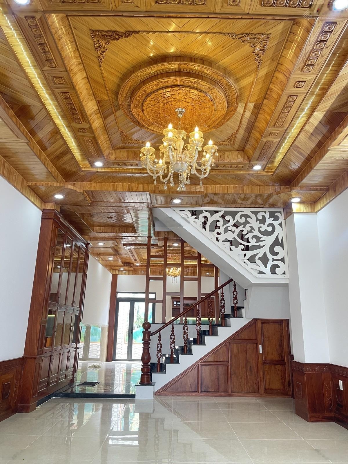 Siêu phẩm mặt tiền NB đường Xuân Thới 10 nhà 4 tầng mới ở ngay - sát chợ chữ S Xuân Thới Đông