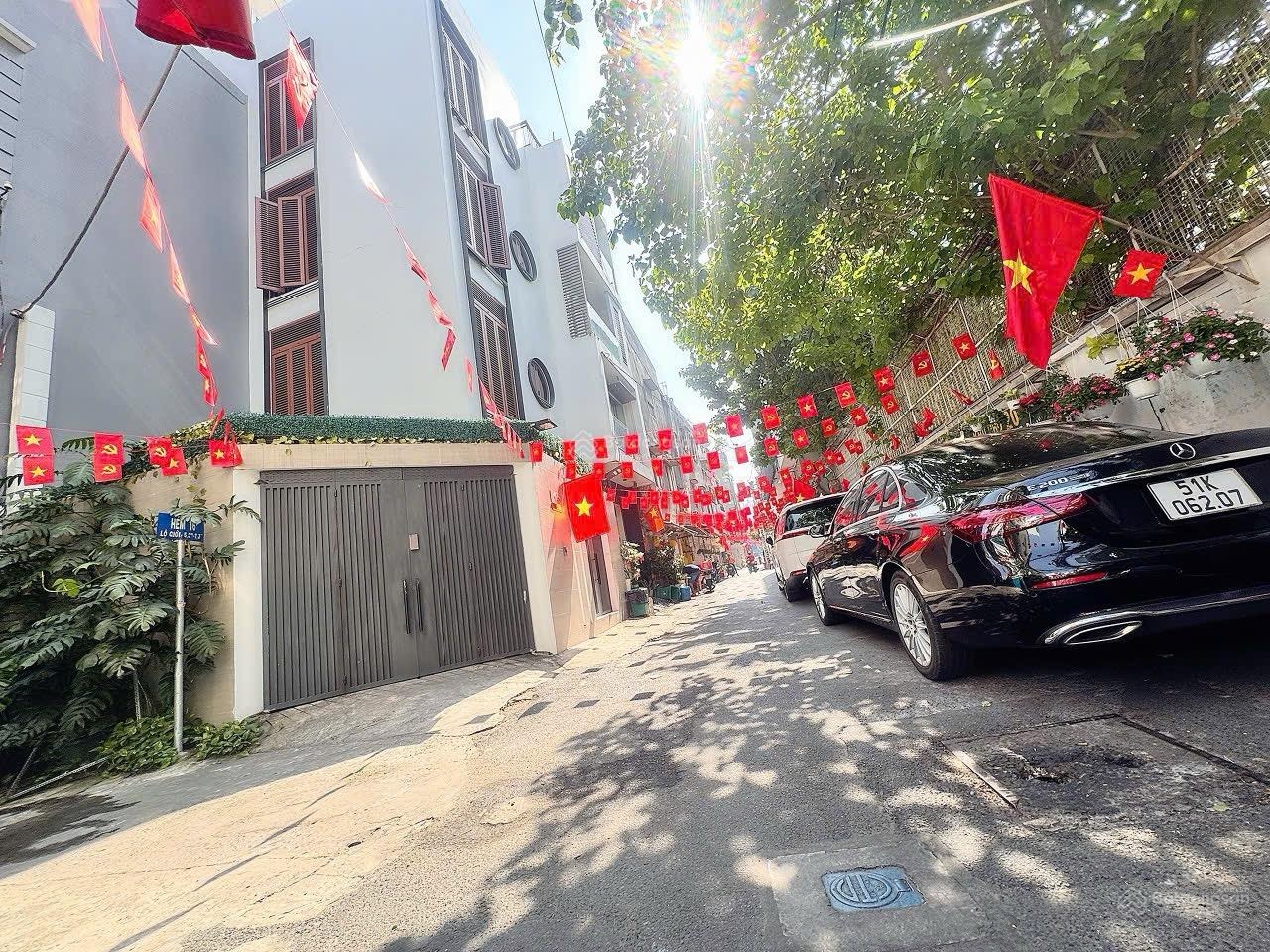 Hiếm- bán nhà mặt tiền Đ.Phan Ngữ, Q.1 - DT 51m2- khu vực tập trung cán bộ nhà nước - chủ 1 đời xưa