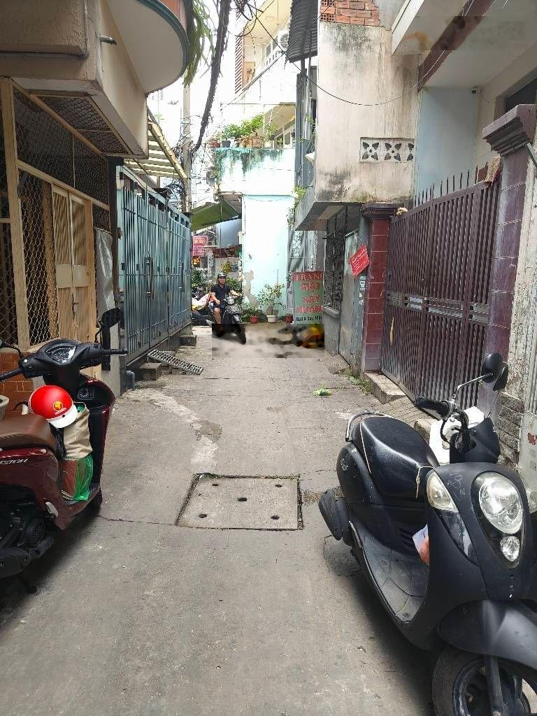 Nhà riêng bán gấp tại Âu Dương Lân, Q8, TP.HCM 7,8 tỷ, 66m2