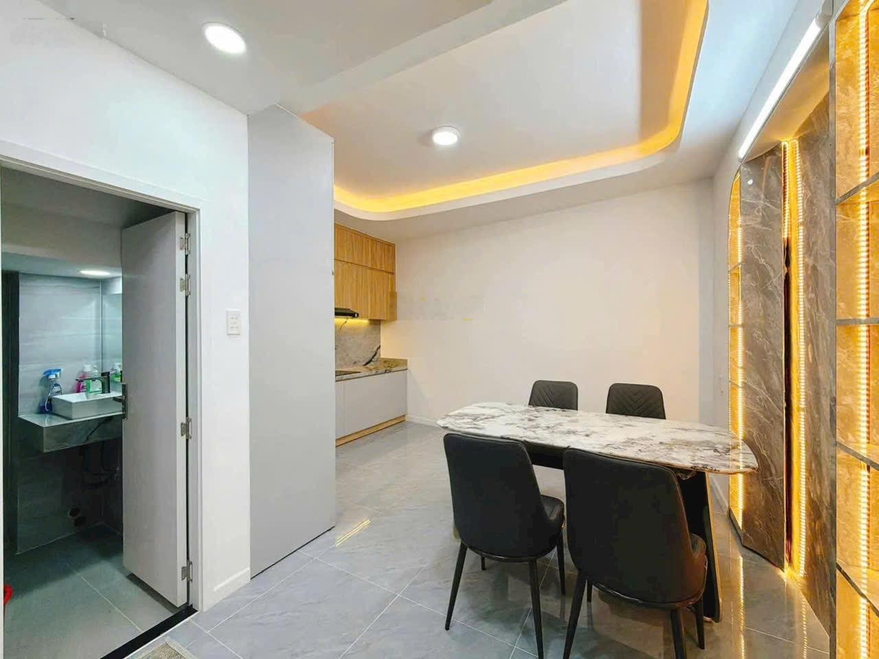 Siêu phẩm mới đẹp 4 tầng Nguyễn Thị Thập Quận 7 - xe hơi ngủ trong nhà - 4.5m x 12m - chỉ 12.3 tỷ