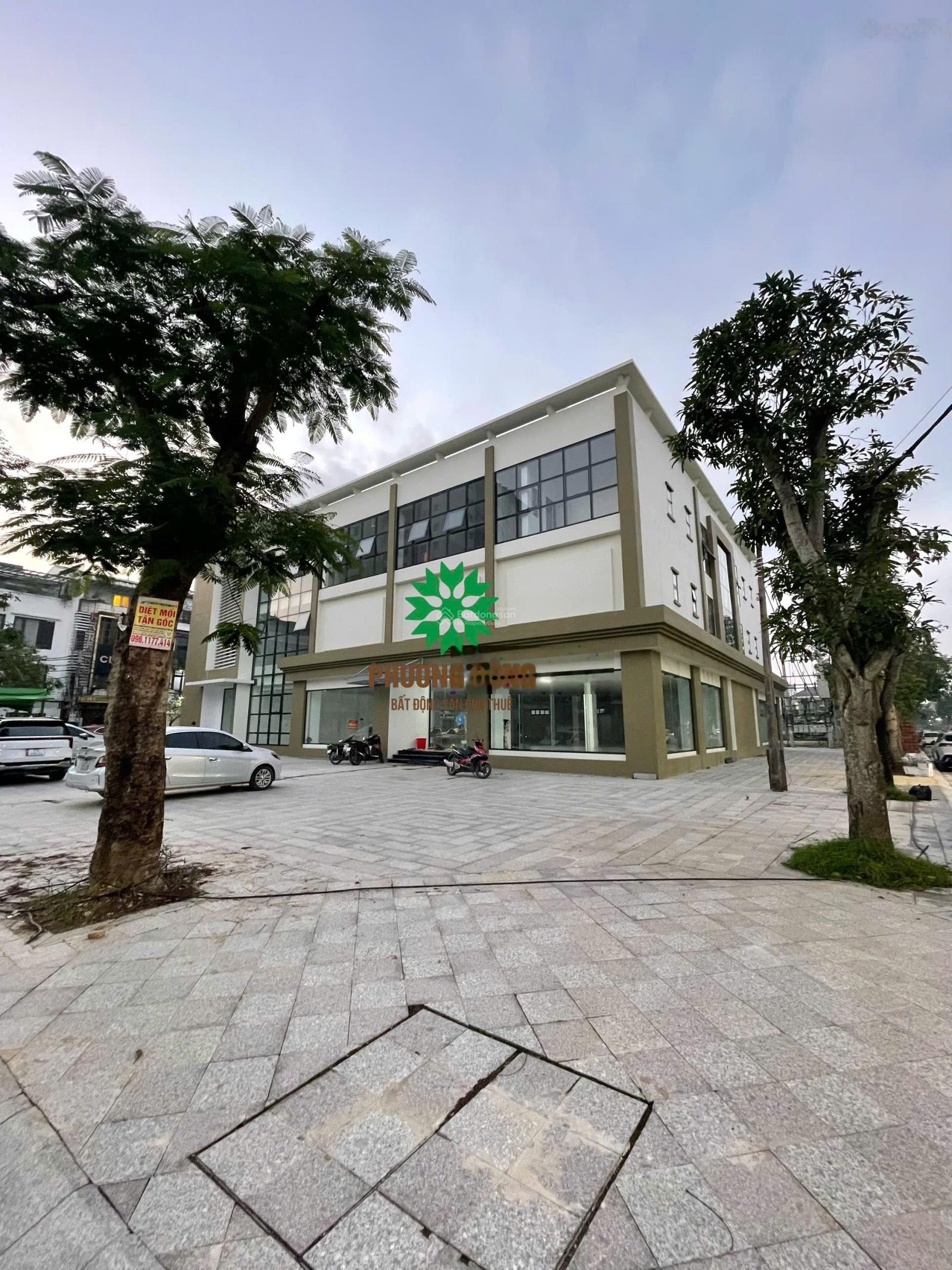 Cho thuê nhà dịch vụ tổng hợp vị trí đắc địa phía Đông đại lộ Lê Nin TP Vinh
