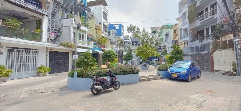 Quận 11, hẻm ô tô, DT 3 x 13m, 3 tầng, nhỉnh 3,9 tỷ