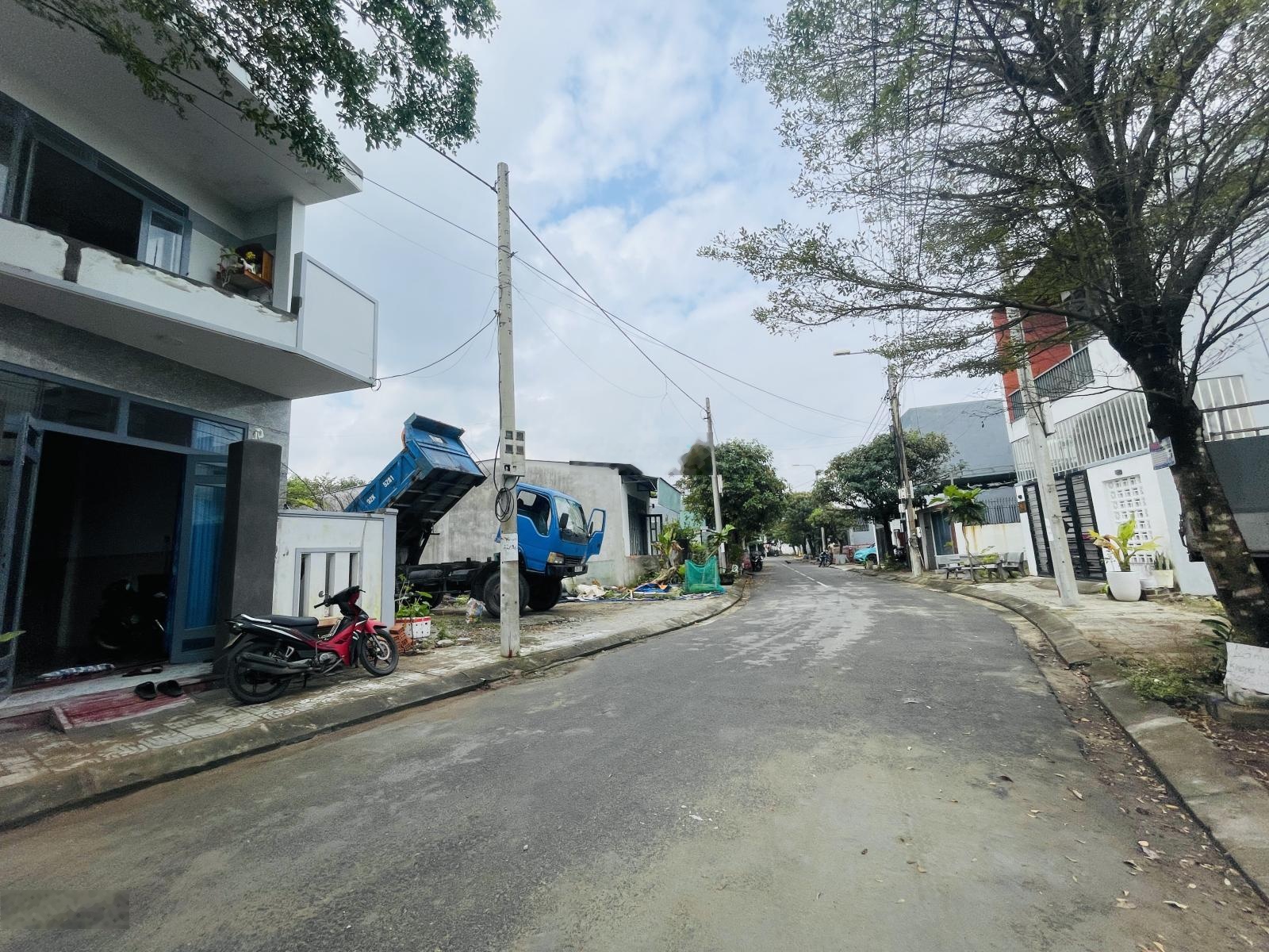 Chào bán lô kđt Thái Dương 1 sát vách FPT