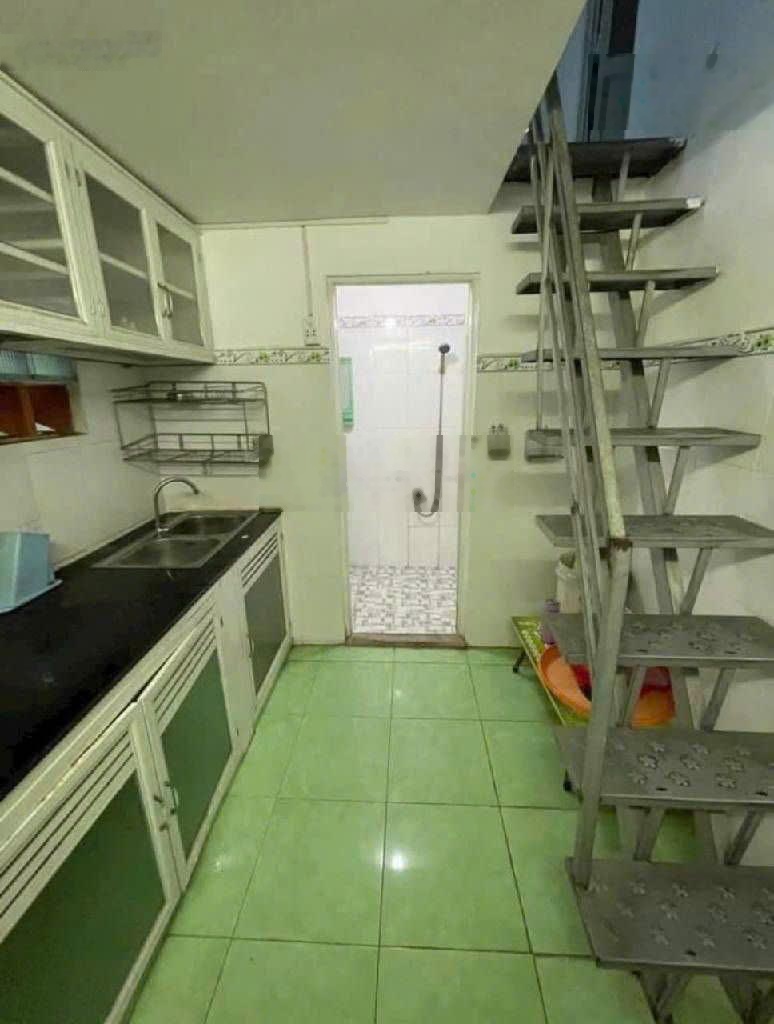 Bán nhà hàng xóm White Palace Phạm văn Đồng, Hiệp Bình Chánh, Thủ Đức, 50m2, 4,8 tỷ