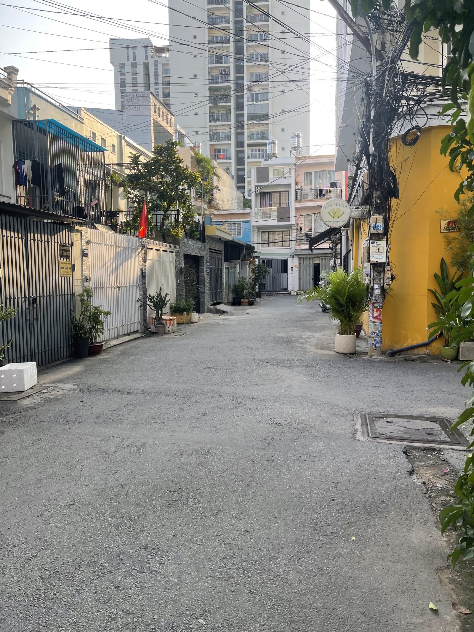 Bán nhà 68m2 hai mặt tiền trước sau, ngay chợ đo đạc phường Bình An, Q2, HCM (12.5tỷ)