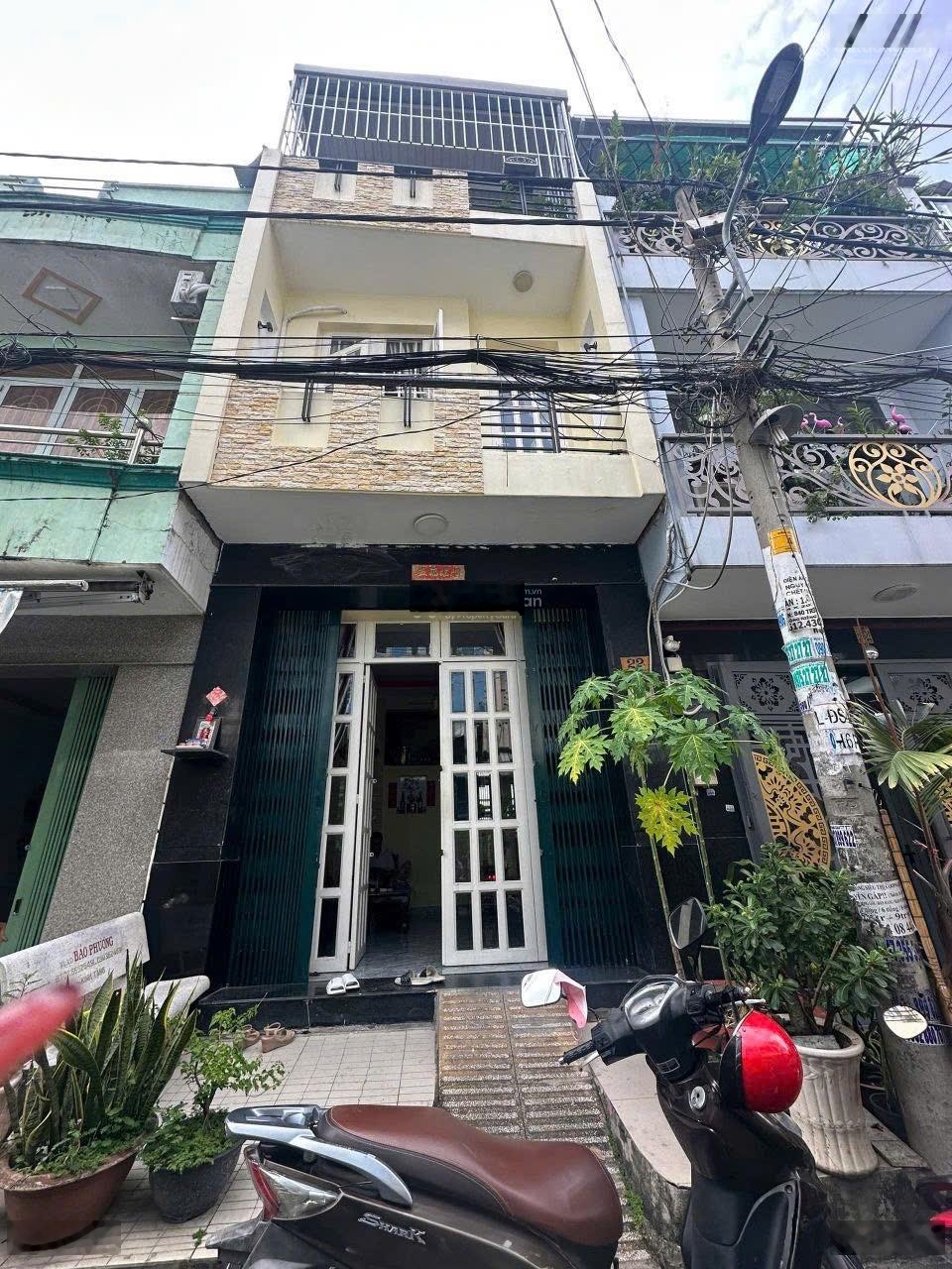 Mặt Tiền Đường số 49 Phường 10 Quận 6 ( 4 x10 ) 4 Lầu 7 tỷ