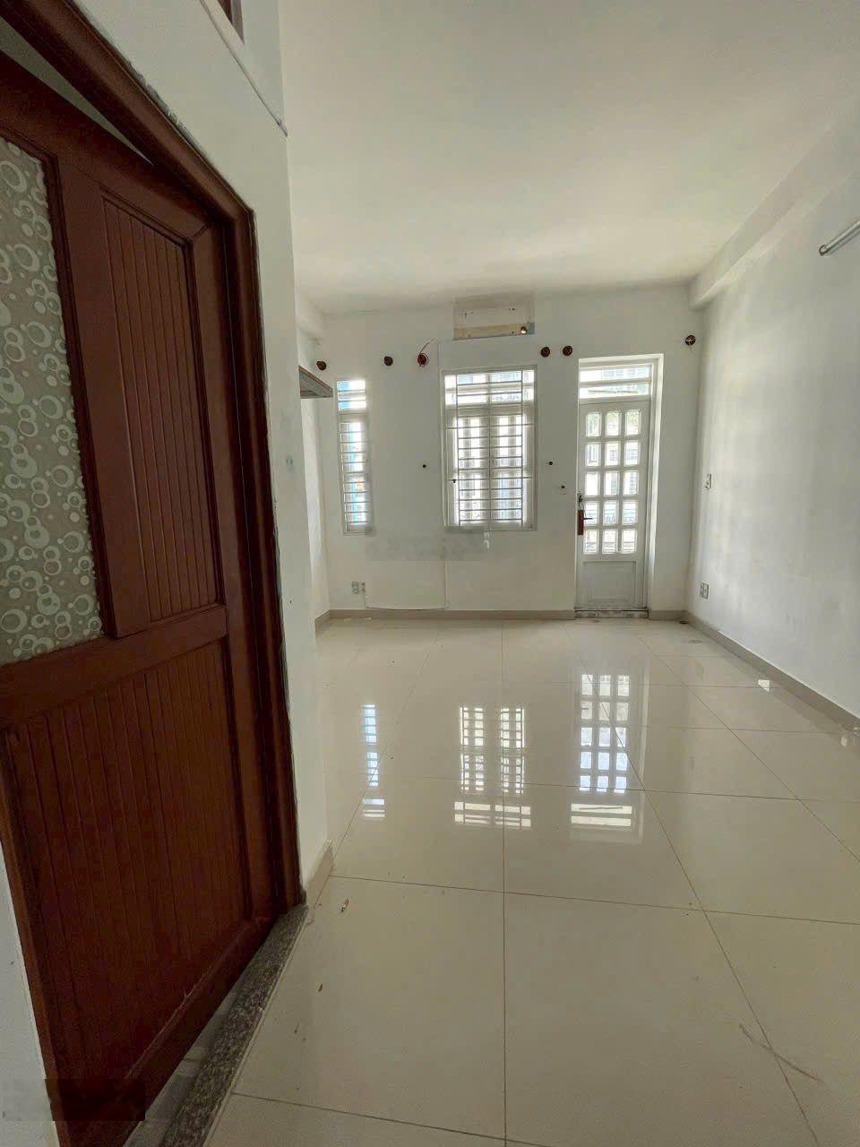 Bán nhà 1/ Nguyễn Văn Dung, P6, Gò Vấp. Gầm ĐH Công Nghiệp HCM, 4x18m, 4tầng như hình, HXH 5m, 8.9t