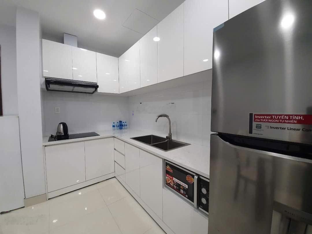 1 căn duy nhất bán 2PN 1WC full nội thất bán 53m2 giá nhận nhà 4.8 tỷ gần sân bay có ban công