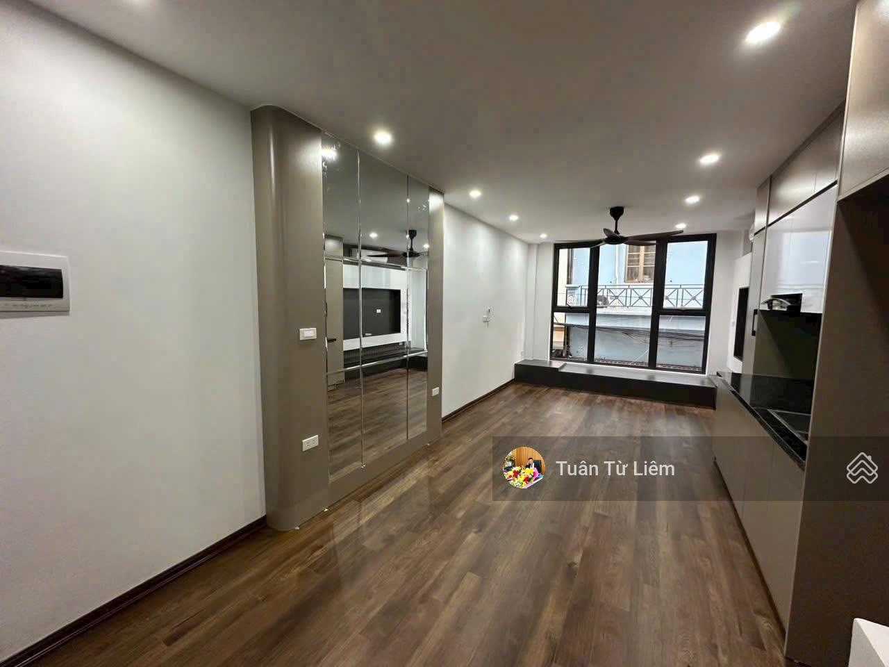 Nhà mới tinh Cầu Diễn 6 tầng thang máy,50m ra trục chính kinh doanh, không lỗi phong thủy