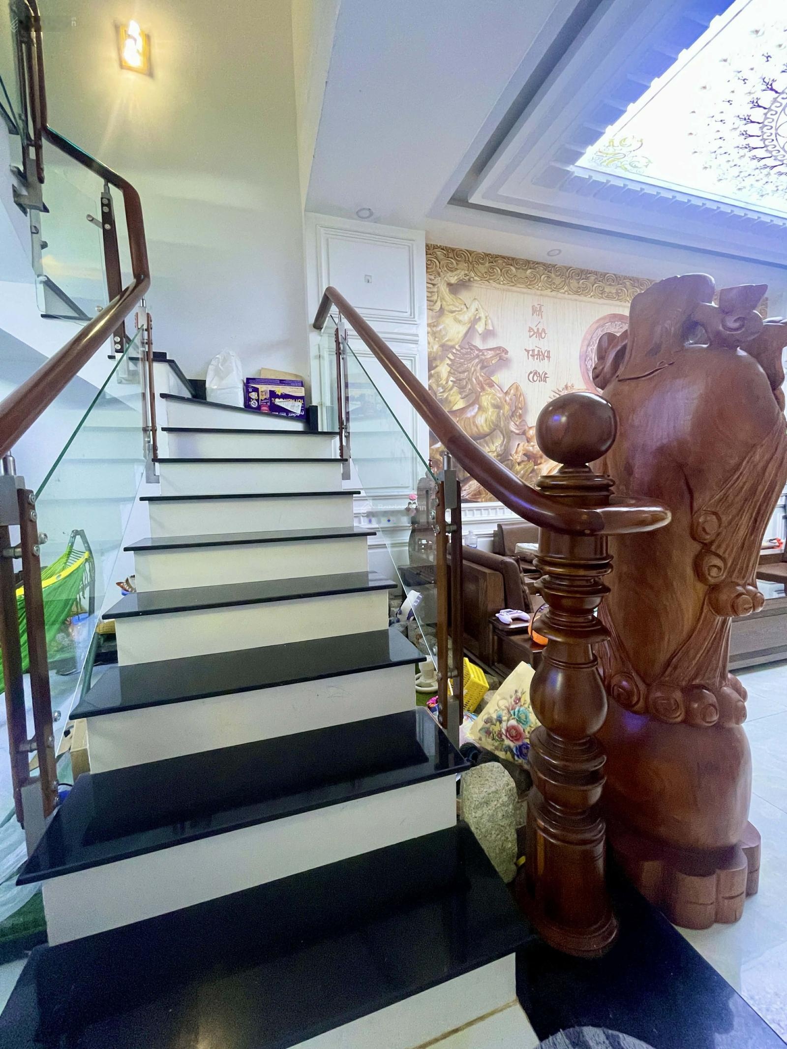 Nhà mt thạnh lộc 57-68m- 3 tăng-giá chỉ 5.5t