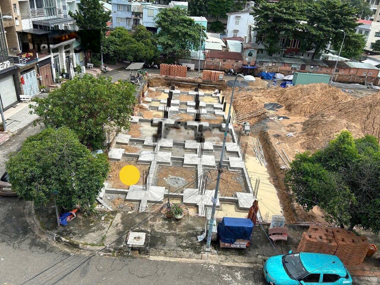 Bán nền đất góc 2mt đươbgf 447b 1/ lê văn việt tăng nhơn phú a q9