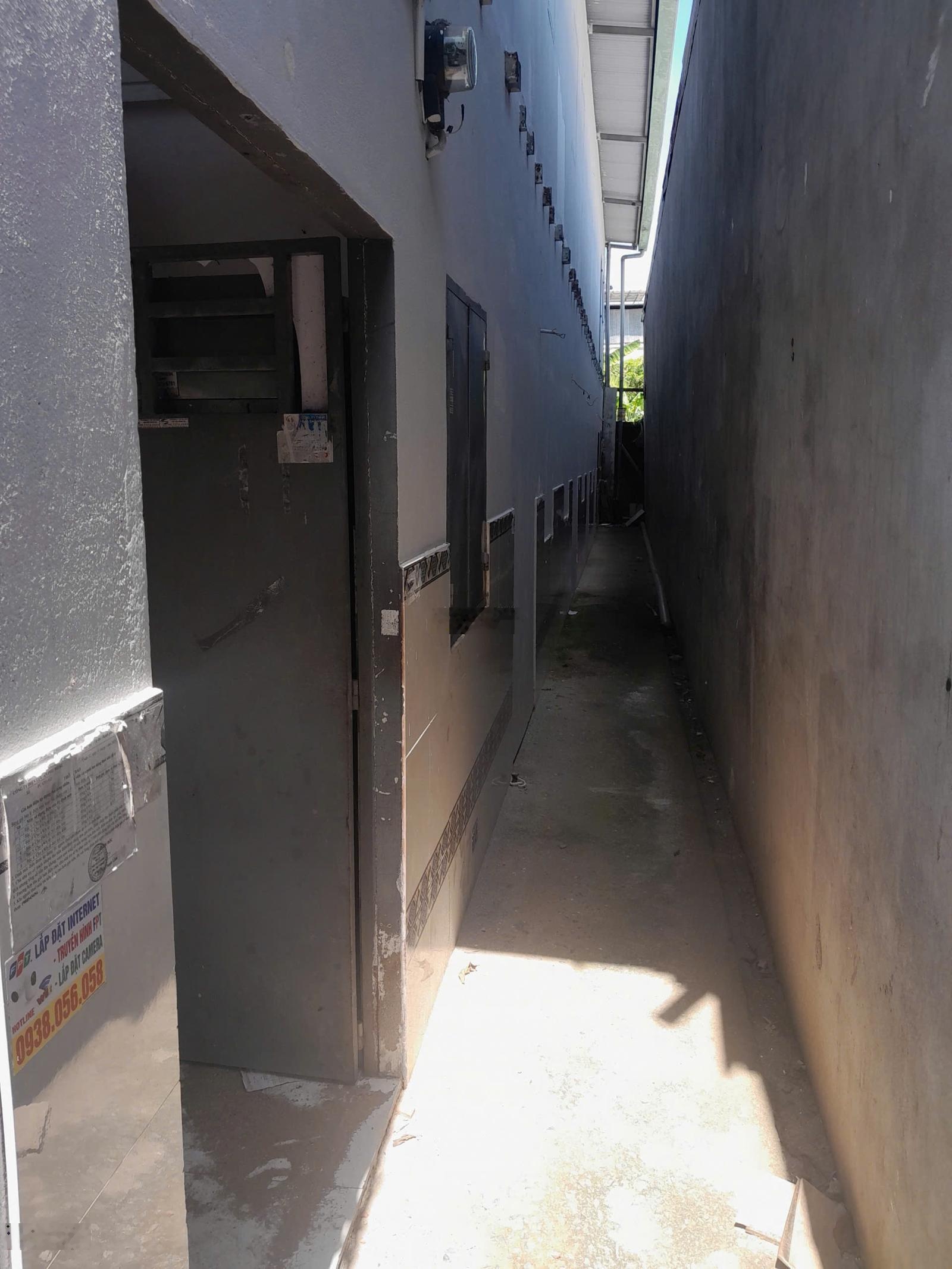 Bán nhà riêng có 6PN + 6 toilet, 1 trệt 1 lầu, hẻm xe hơi thông Hà Huy Giáp - Tô Ngọc Vân