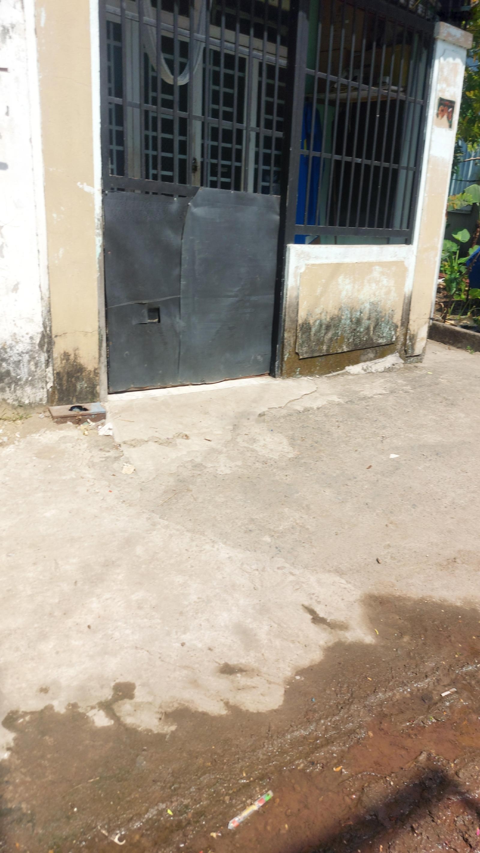 Ngang 9m diện tích 210m2 đất trống tiện xd theo nhu cầu. hàng xóm bình chiểu thủ đức.hxh 5m