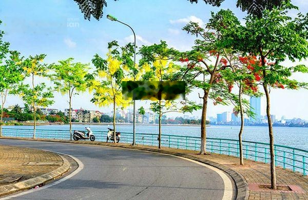 Cần bán gấp lo việc gia đình nhà mặt phố nhật chiêu- tây hồ. dt 90m- mt 5m. giá 91ti. 0779292959