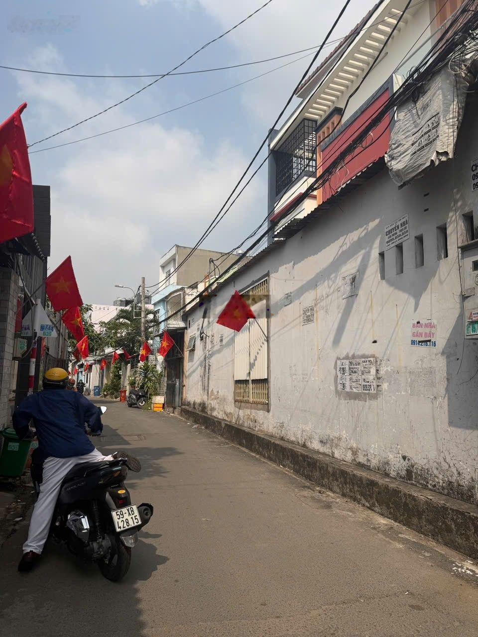 Giảm mạnh giảm sâu - căn góc 2 mặt tiền ô tô thông mọi hướng - Tăng Nhơn Phú A - Quận 9