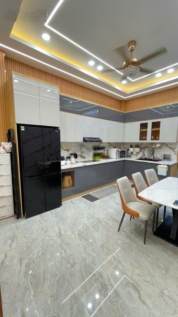 NHÀ 3 TẦNG FULL NỘI THẤT đường THẠNH LỘC 48 phường THẠNH LỘC Q12 dt 58m2 (4mx15m)hẻm 6m 5,6tỷ