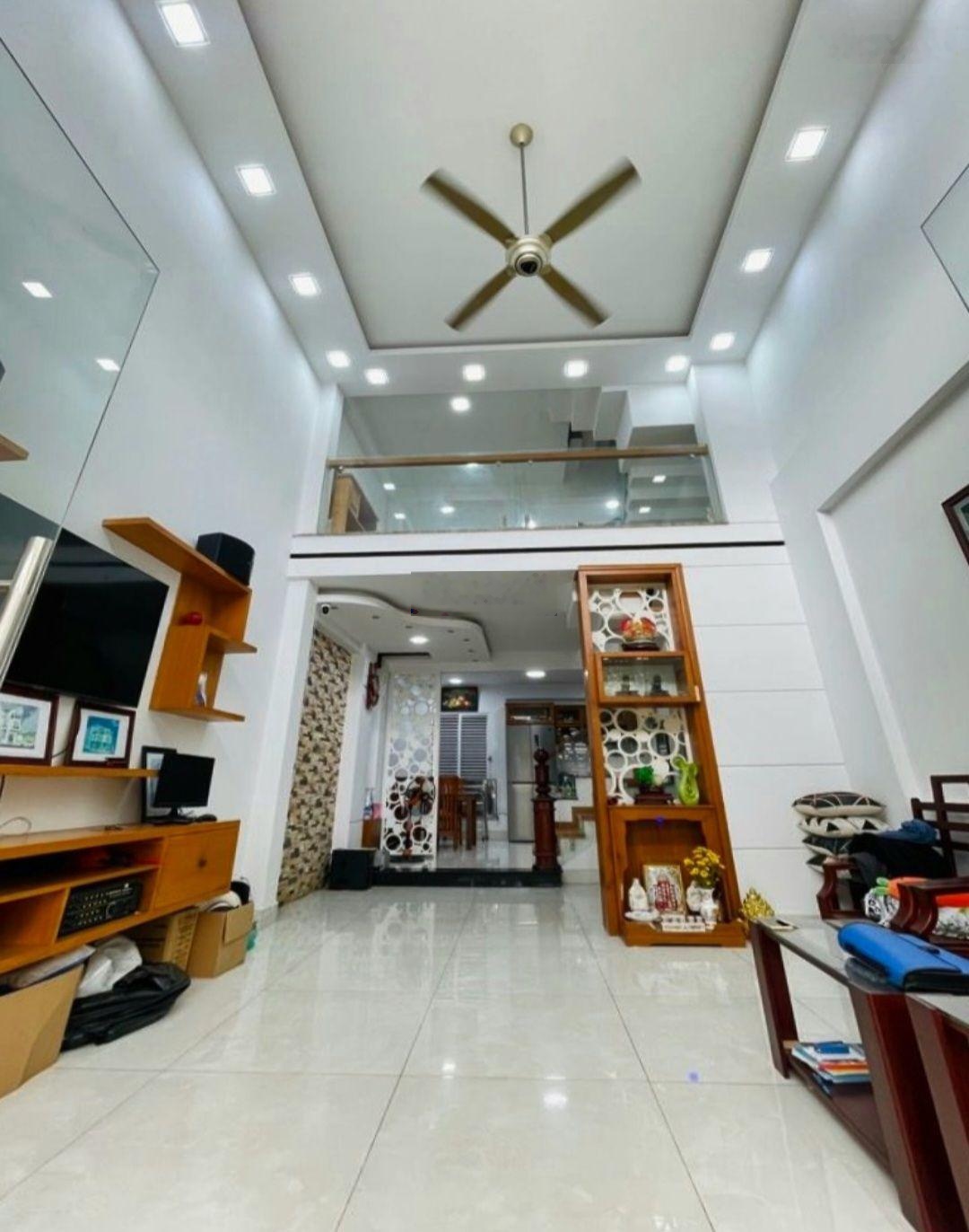 60m2, ngay Phạm Văn Hai, gần Lăng Cha Cả, Hoàng Văn Thụ, giá hơn 7tỷ